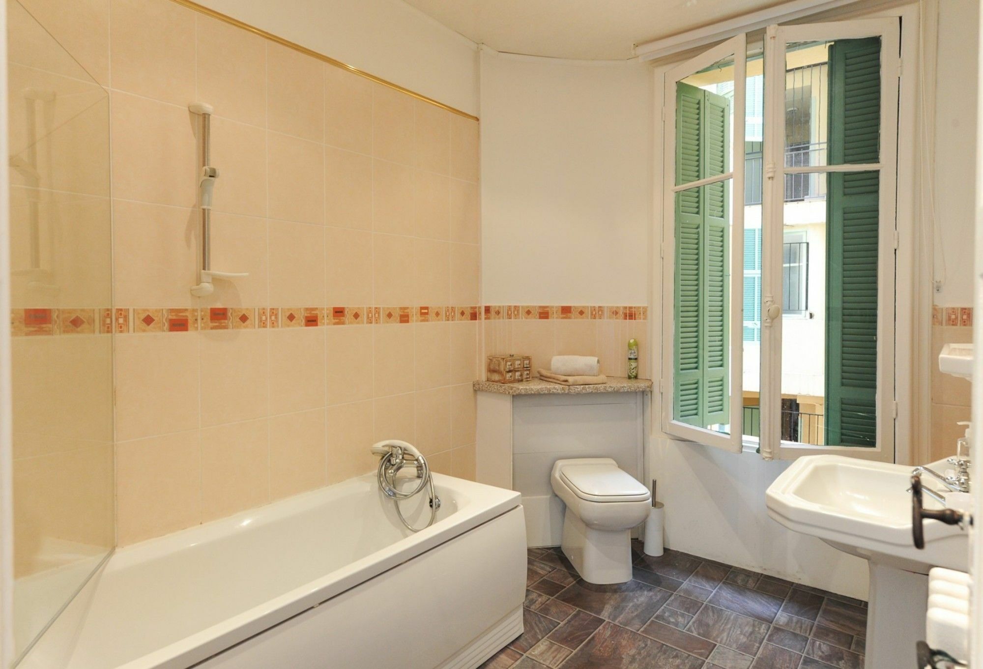 Charme Italien Five Stars Holiday House นีซ ภายนอก รูปภาพ