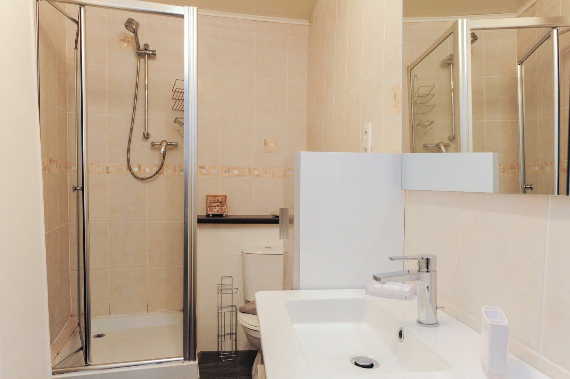 Charme Italien Five Stars Holiday House นีซ ภายนอก รูปภาพ